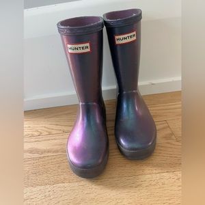 Girls Hunter rain boots- purple shimmer size 11